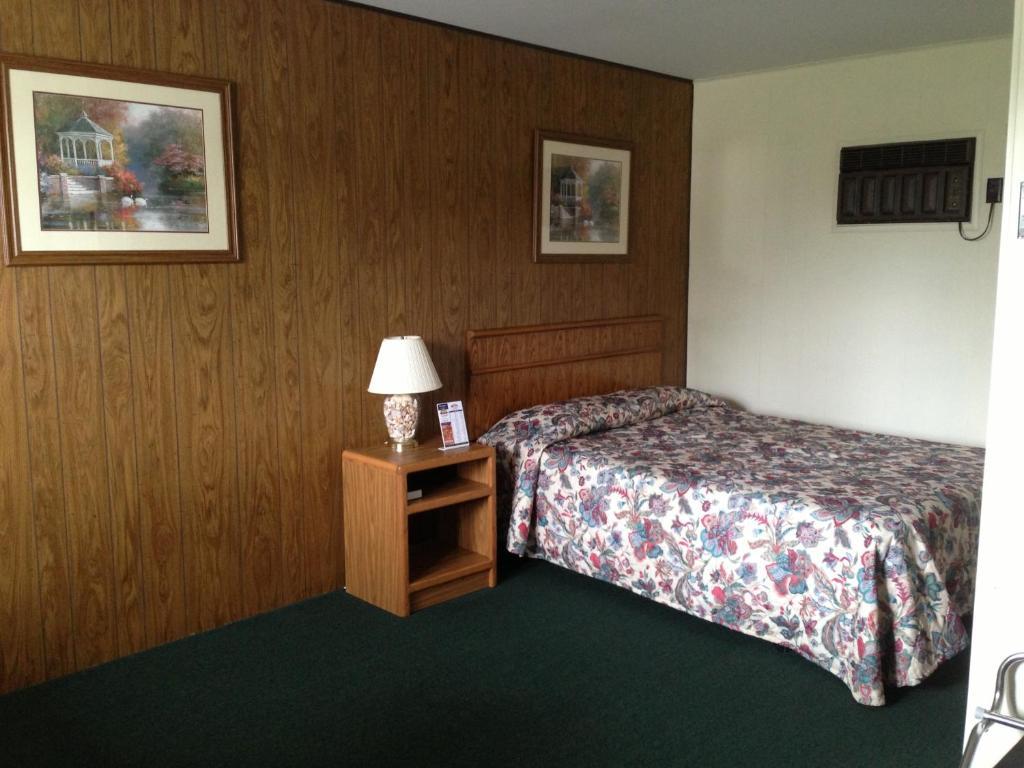 Capri Motel Mackinaw City Szoba fotó