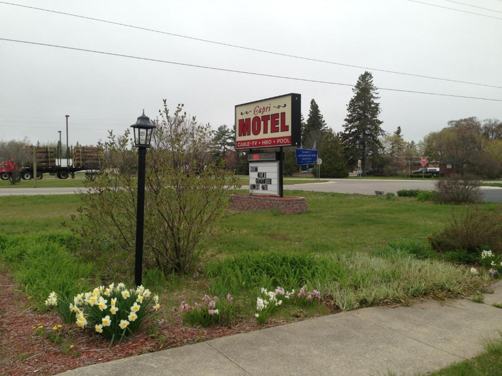 Capri Motel Mackinaw City Kültér fotó