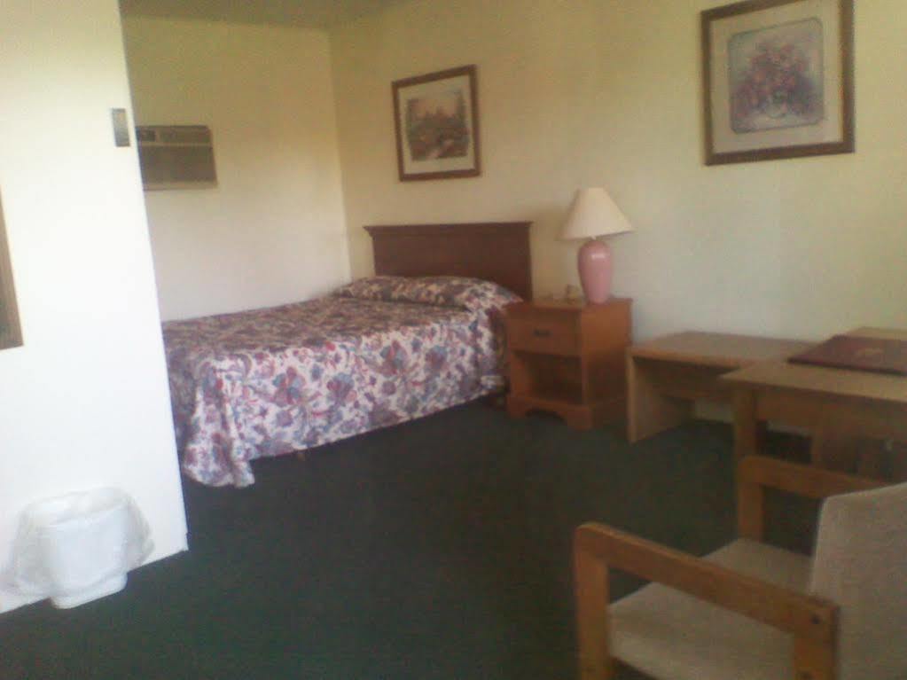 Capri Motel Mackinaw City Kültér fotó